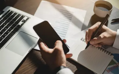 Advertiser working on campaign